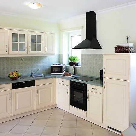 Ferienhaeuser Am Kummerower In Nyaraló