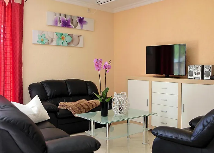 Ferienhaeuser Am Kummerower In Semesterbostad *